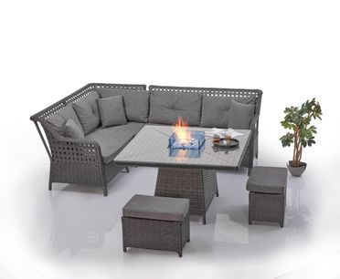 Ascot Corner with fire