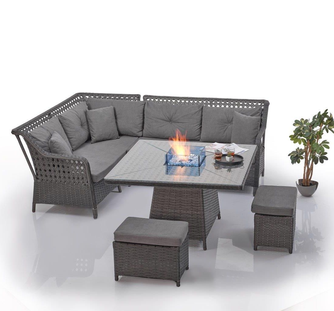 Ascot Corner with fire