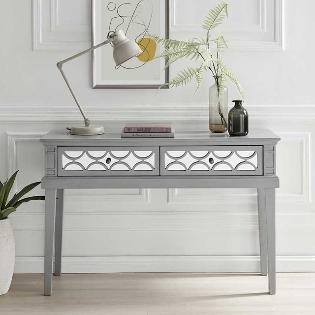 Decorative Pieces