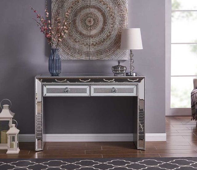 Decorative Pieces