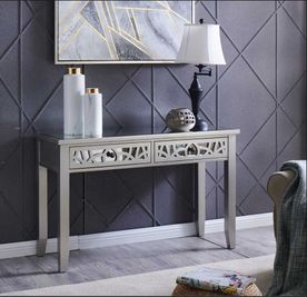 Decorative Pieces